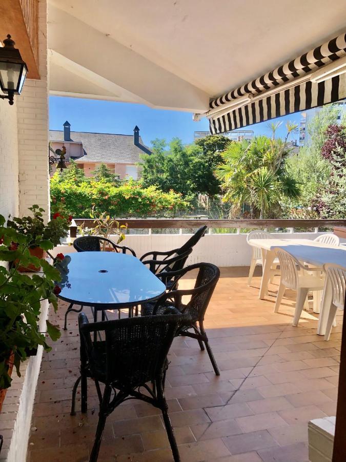 Chalet Al Lado De La Playa Con Piscina Privada, Jardin Y Barbacoa, Fronton, 6 Habitaciones Laredo Exterior photo